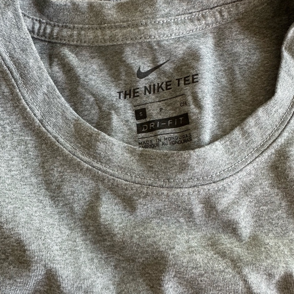 Nike men’s basketball university of Arizona shirt